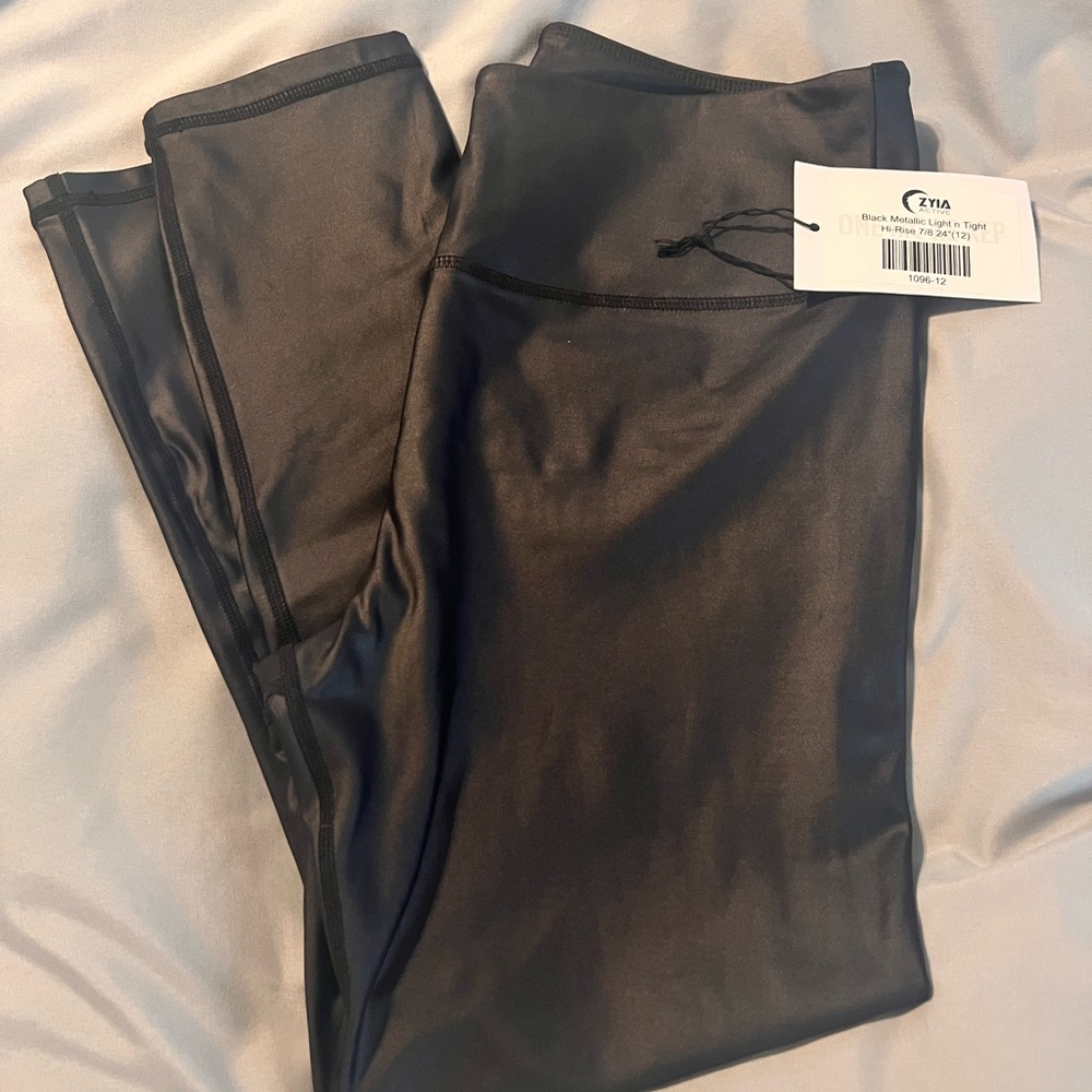Zyia Black Metallic Leggings